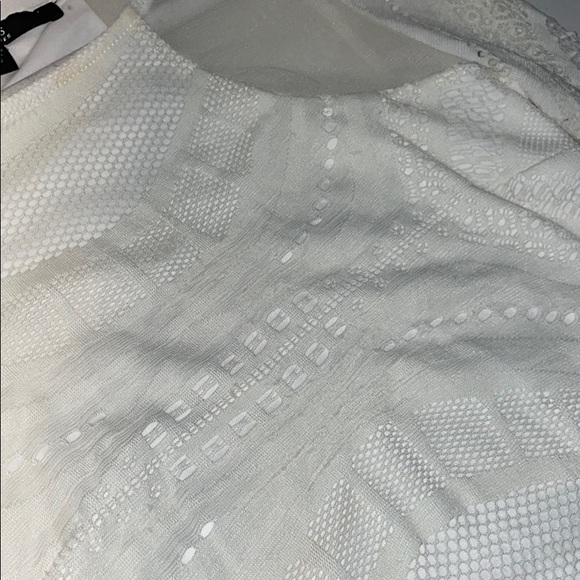 Guess extra small long sleeve top - Picture 3 of 7